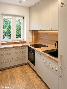 BEZPOŚREDNIO 3 pokoje po generalnym remoncie| balkon