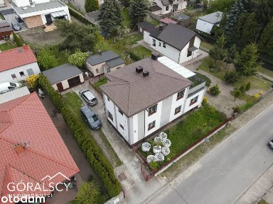 Dom wolnostojący z niezależnym piętrem i dużą działką, Kostrzyn