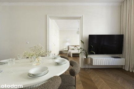 67 m² | Wysokie sufity | Odrestaurowana kamienica