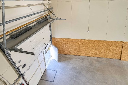 lokal do wynajęcia pod magazyn, sklep, skład, wysoki skład, pomieszczenia biurowe, hala magazynowa, powierzchnia magazynowa 250m2