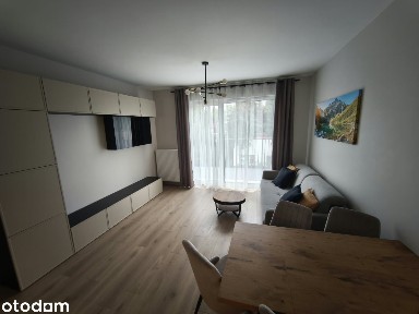 Wygodne, nowe mieszkanie do wynajęcia z balkonem