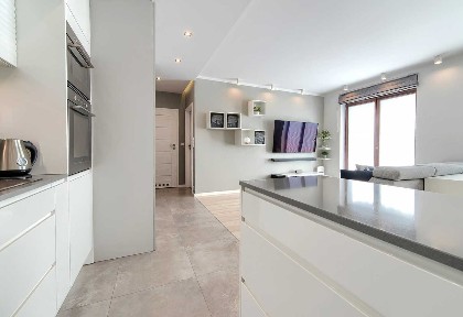 Mieszkanie z balkonem 48 m² miejsce parkingowe/2 pokoje/ MORENA-Myśliwska 24