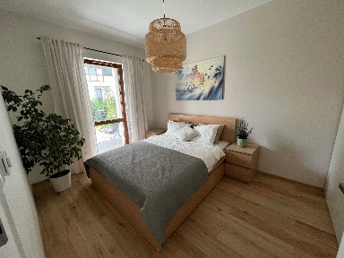 apartament z ogródkiem, klimatyzacja+ miejsce parkingowe 