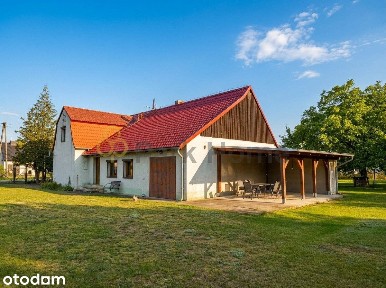 Dom na skraju lasu, piękna lokalizacja