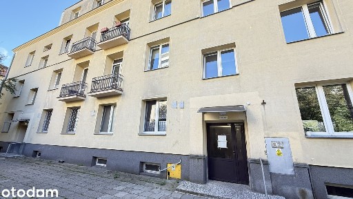 Kawalerka w KAMIENICY na Mokotowie | METRO WIERZBNO | Bezpośrednio