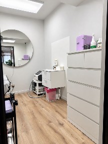Wynajme gabinet w salonie beautu (Pradnik Biały)