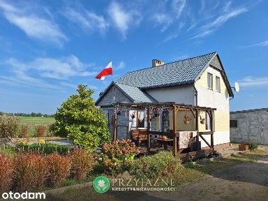 SIEDLISKO W WĘGLEWIE- 2 domy, budynek gospodarczy na działce 2644 m²