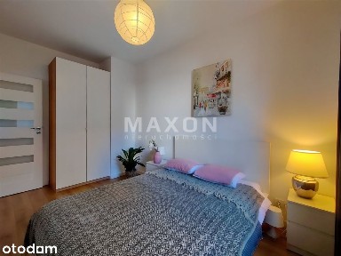 Dwa pokoje. Apartamentowiec. Metro. Wola.