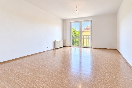 57 m² | 2 pokoje, osobna kuchnia + piwnica 7,7 m²- Dębica, os. Matejki