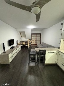 Dwupoziomowe mieszkanie 4 pokojowe/ Garaż w cenie najmu/