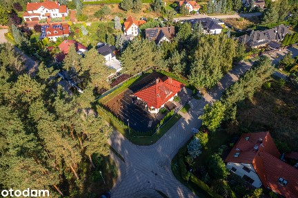 Sprzedam bez pośredników przestronny dom wolnostojący z ogrodem