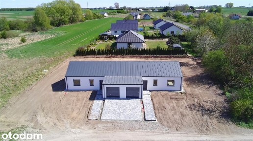Nowy Dom w zabudowie bliźniaczej z dużą działką