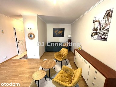 Przestronne studio ul.Czerniowiecka metro Wilan
