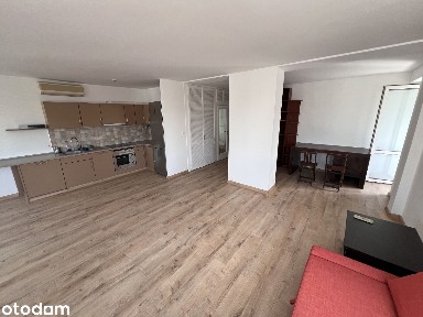 Wyjątkowe 2 pokoje z ogromnym tarasem na Nowym Mieście - 68 m²