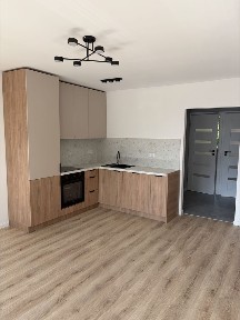 Sprzedam 3-pokojowe mieszkanie po remoncie - 46,98 m², ul. Polna
