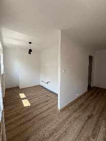 M2 Kawalerka po generalnym remoncie.