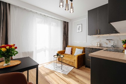 Kawalerka z sypialnią - Centrum /Dworzec Łódź Fabryczna - ul. Nawrot 50