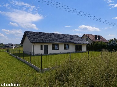Nowy Dom w Dobrcz przy drodze przy Głównej drodze z POMPĄ CIEŁA!