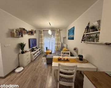 Mieszkanie we Wrocławiu/ balkon z ogródkiem+ TV i internet w cenie