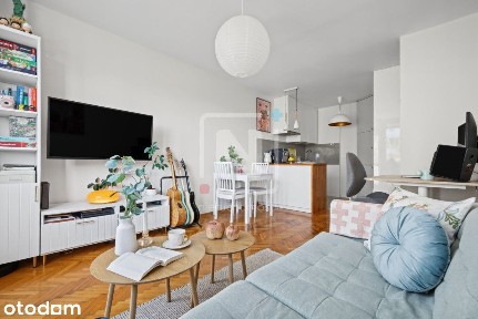 2 pokoje/ Do wprowadzenia /Balkon/METRO