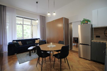 Kazimierz, ul.Dietla, 2 pokojowe z dużą loggią