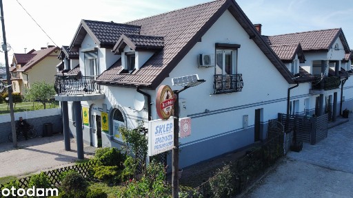 Siedlisko z domem ze strychem z garażami + 3 Hale, jedna z rampą