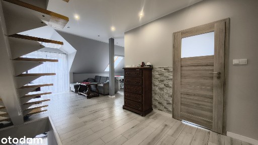 Apartament z ogródkiem w pobliżu lasu.