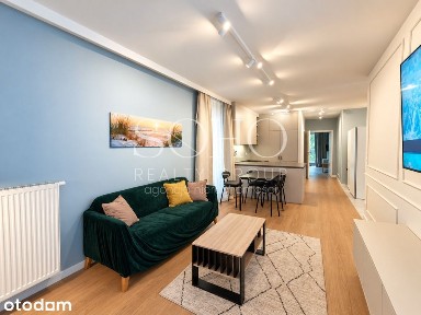 Na sprzedaż czteropokojowe mieszkanie Powstańców
