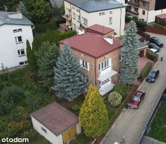 Zamieszkaj blisko centrum w spokojnym miejscu.