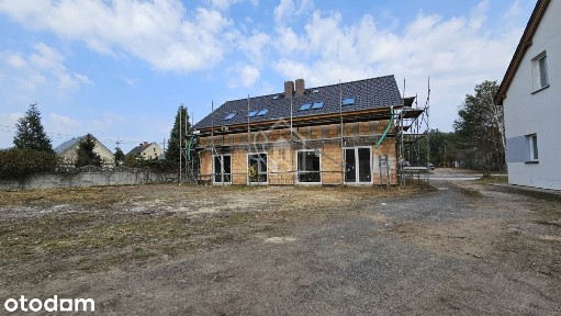 Stan surowy | 90,86m2 | 5 Pokoi | Bliźniak |