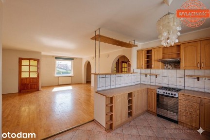 Gumieńce dom wolnostojący pow.178 m2, cena 1350000