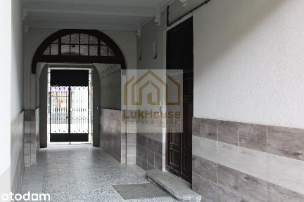 LOKAL UŻYTKOWY W ŚCISŁYM CENTRUM BYTOMIA - 42M2