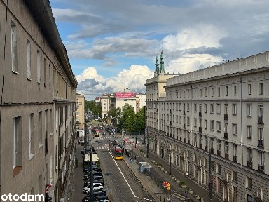 Bezpośrednio | 3 pokoje | balkon | widok na pl. Zbawiciela
