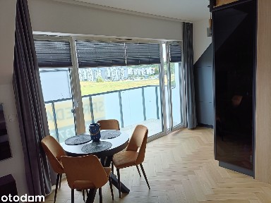 Przestronne wykończone mieszkanie nad morzem