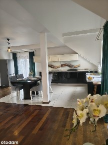 Apartament z charakterem domu w Oławie. 2 poziomy, prywatny ogród.