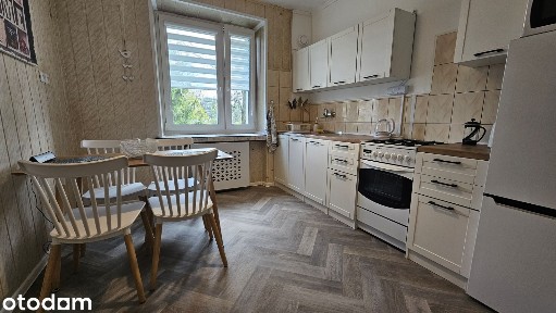 Chramcówki 2 pokojowe 56m² z dwoma balkonami i osobną kuchnią