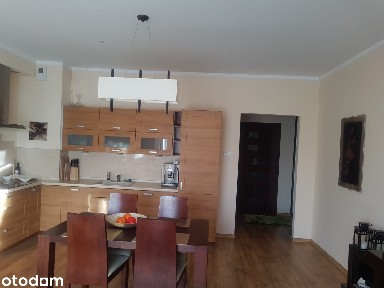 Słoneczne mieszkanie 4-pokojowe z balkonem i garażem