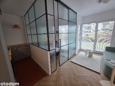 Nowa kawalerka z oddzielną sypialnią i ogródkiem