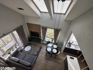 Apartament dwupoziomowy, widok na jezioro, 2 łazienki, klima, parking