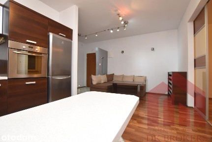 57 m2, 2 sypialnie + kuchnia z salonem/jadalnią