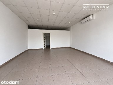 Lokal użytkowy 55 m² przy ulicy Łęczyckiej.