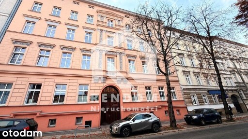 Dwupokojowe mieszkanie w zadbanej kamienicy w centrum Opola