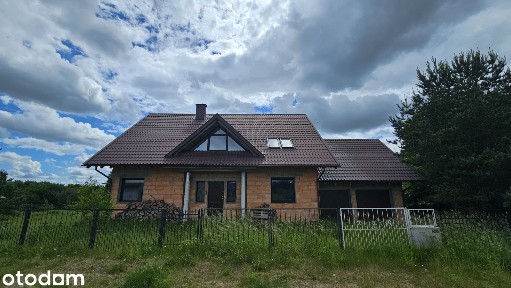 Przestronny dom nad jeziorem
