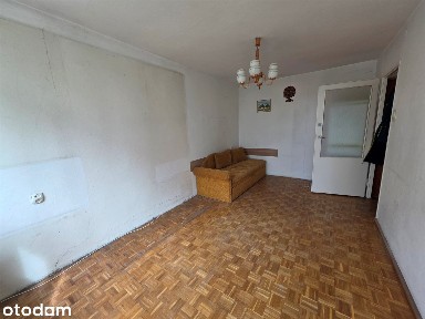 2 pokoje na parterze, Młodych
