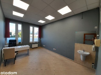 Lokal usługowy 60m2 do wynajęcia, Centrum AB, parking