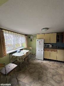 Dom mieszkalny i budynek gospodarczy w cenie mieszkania.