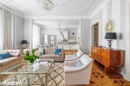 Luksusowy apartament w zabytkowej kamienicy, w sercu Warszawy
