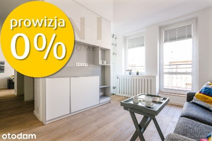 Studio z balkonem, Mokotowska, parking