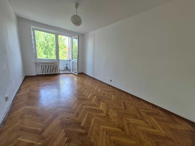 Duże 2 pokojowe, dwustronne, blisko Kruczej i Pereca