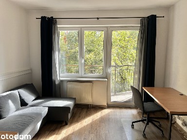 Kraków, 2 Pokoje (sypialnia|salon) z oddzielną kuchnią+parking/piwnica